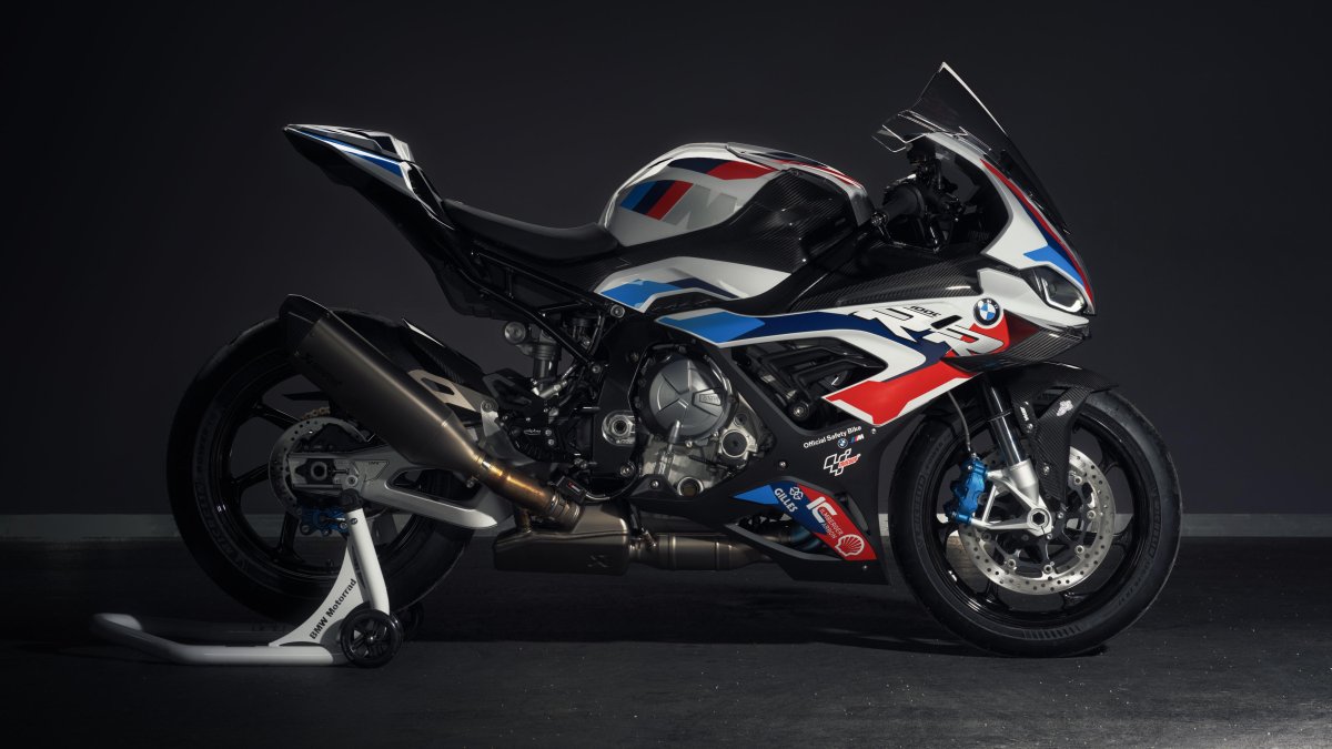 BMW m1000rr