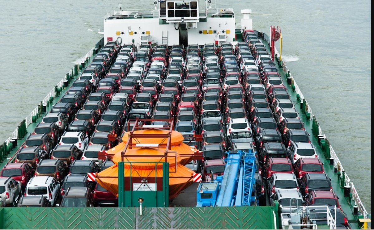 Паром с автомобилями