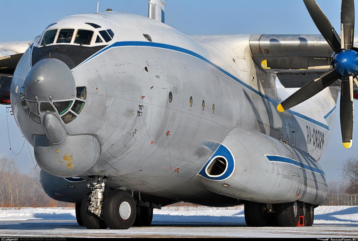 Самолёт Антей АН-22