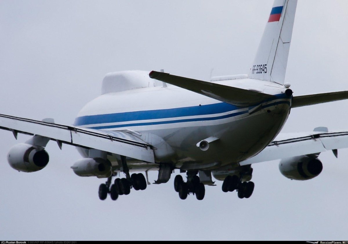 Самолет ил-96,ил-86