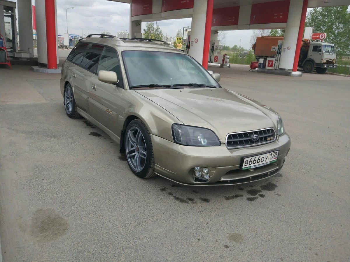 Subaru Legacy Outback 2