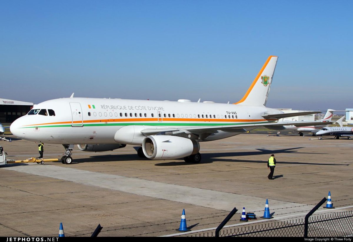 Самолет Ахметова