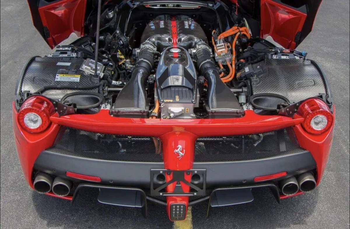 Ferrari LAFERRARI мотор