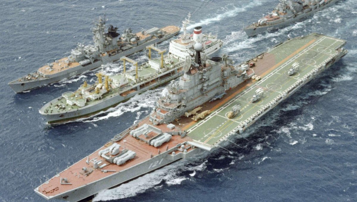 Новороссийск авианесущий крейсер