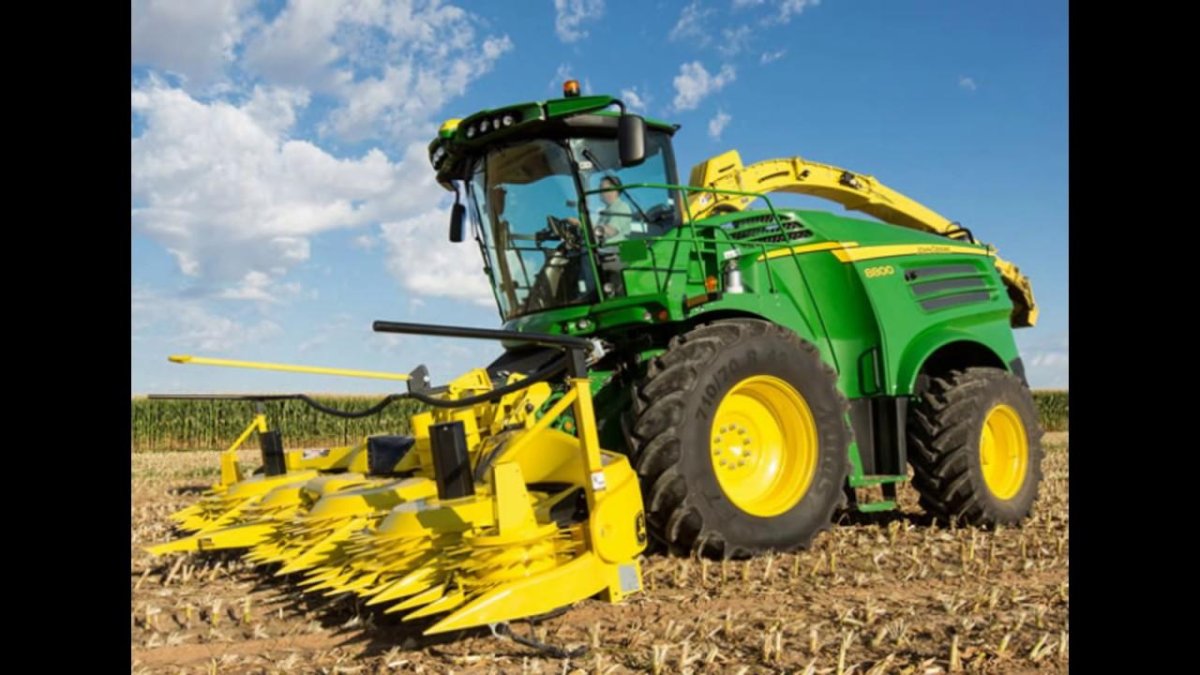 Трактор Джон Дир комбайн