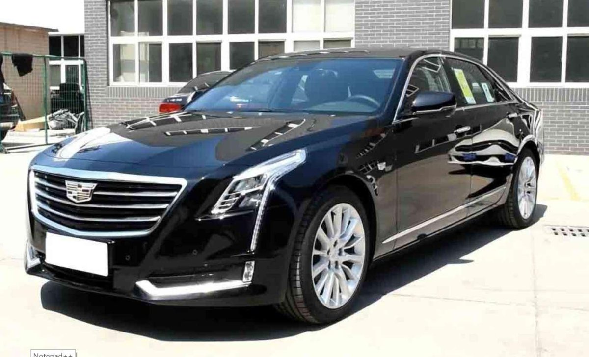 Cadillac седан 2022