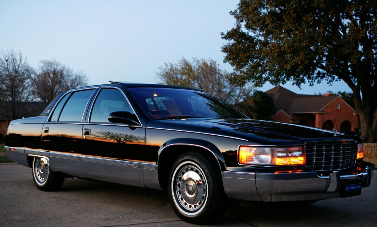 Cadillac Fleetwood Brougham 1996