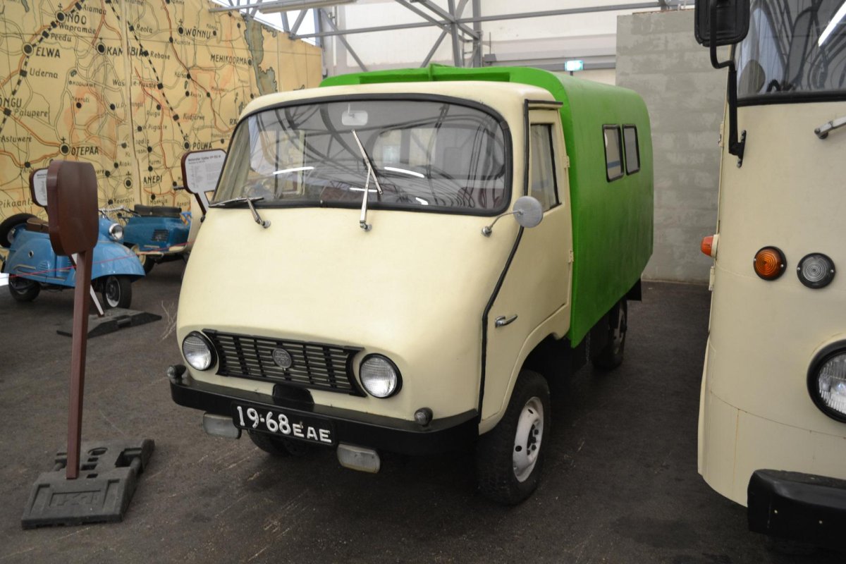 Микрогрузовичок эт-600