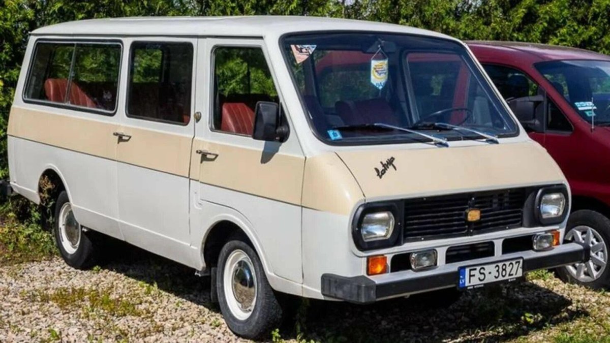 РАФ-2203 микроавтобус