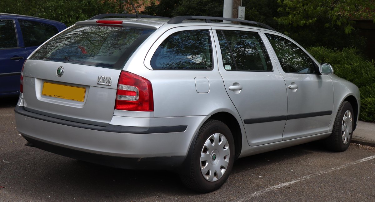 Шкода Октавия Амбиенте 1.6 2002