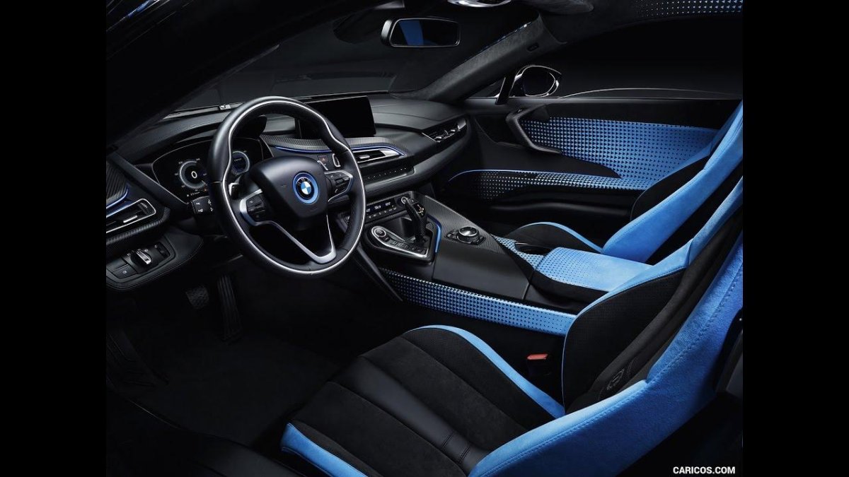 Салон BMW i8 2017