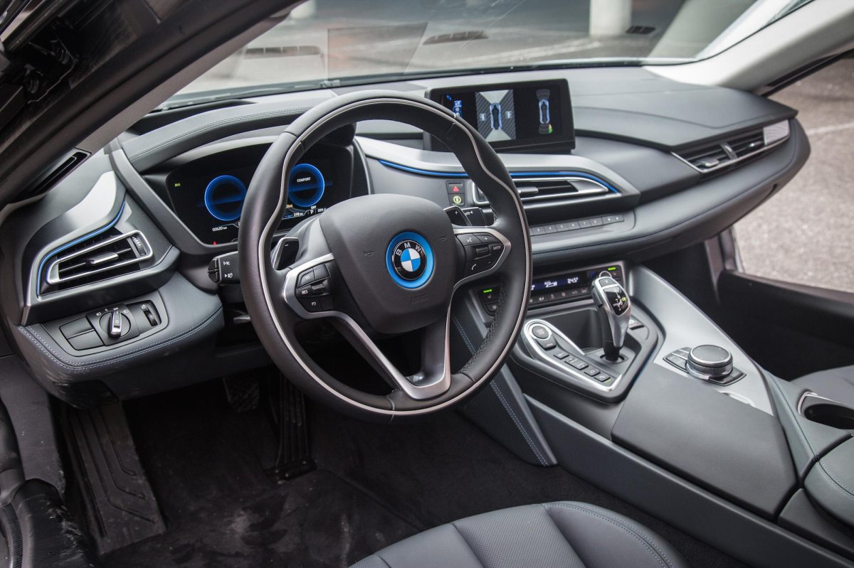 BMW i8 2017