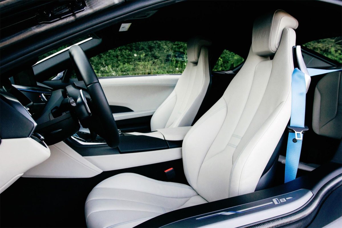 БМВ ай 8 фото салона