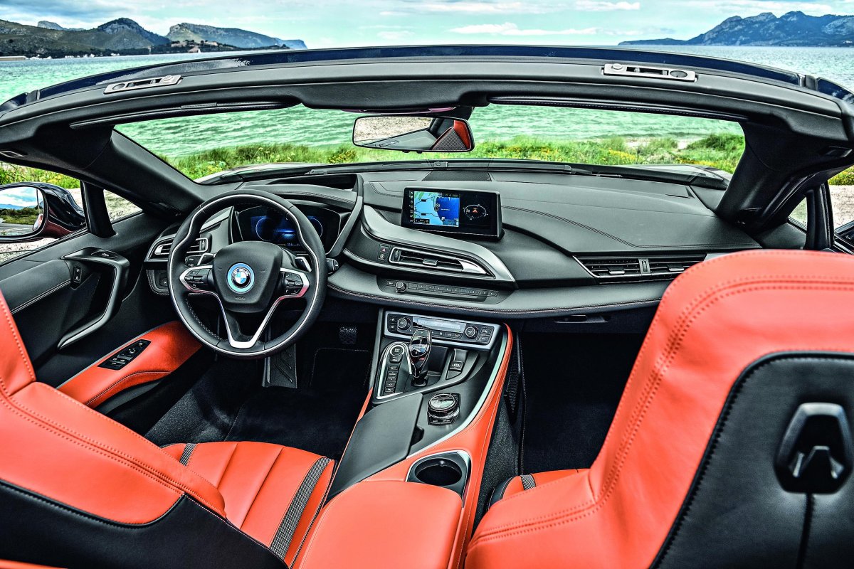BMW i8 Roadster