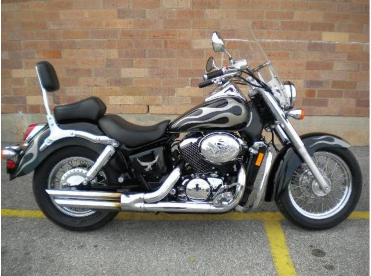 Honda Shadow 750 Black