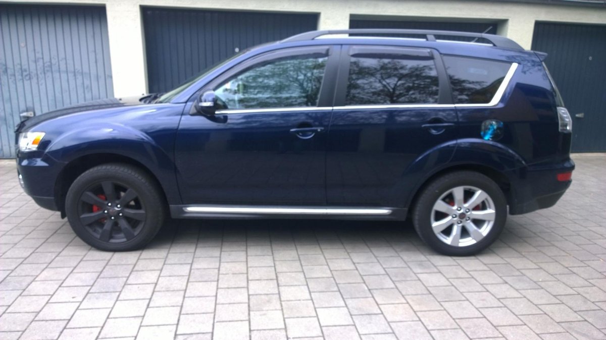 Mitsubishi Outlander XL 2011черны диск р18
