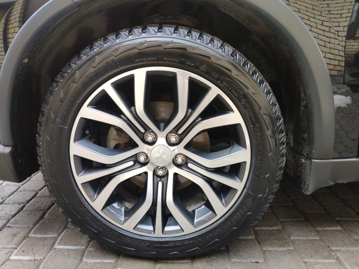 Диски Outlander r18