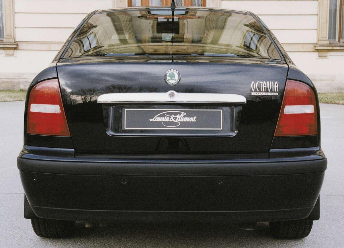 Шкода Октавия 1999