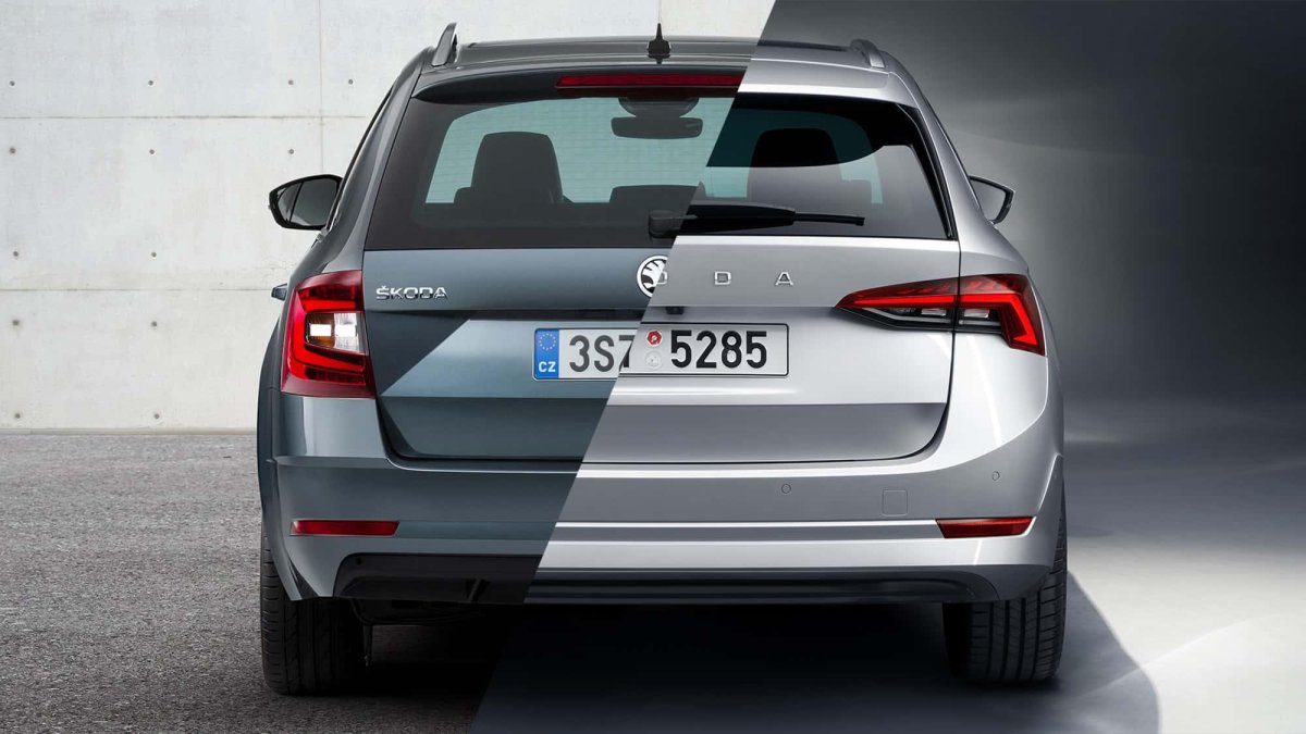 Октавия 2021 сзади