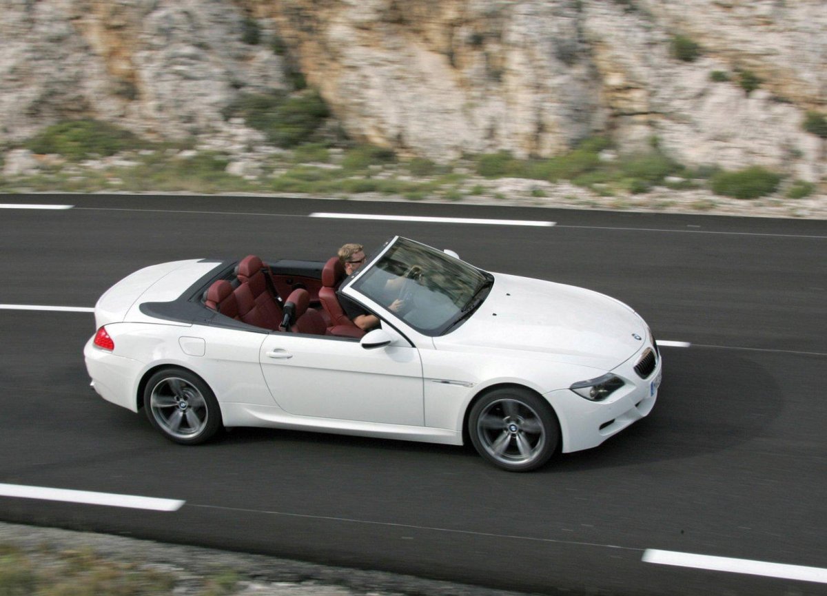 Мерседес двухдверный кабриолет