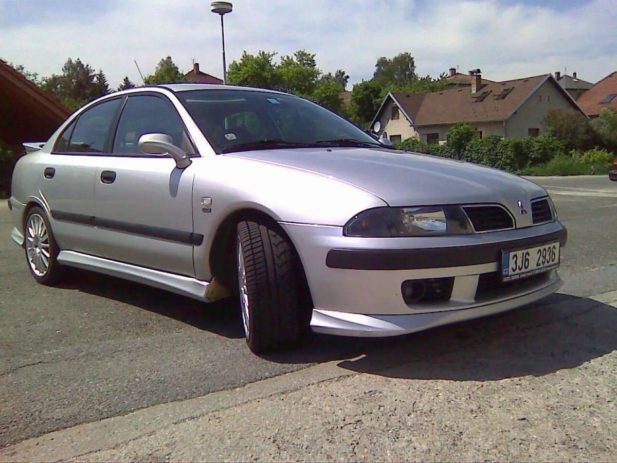 Mitsubishi Carisma обвес
