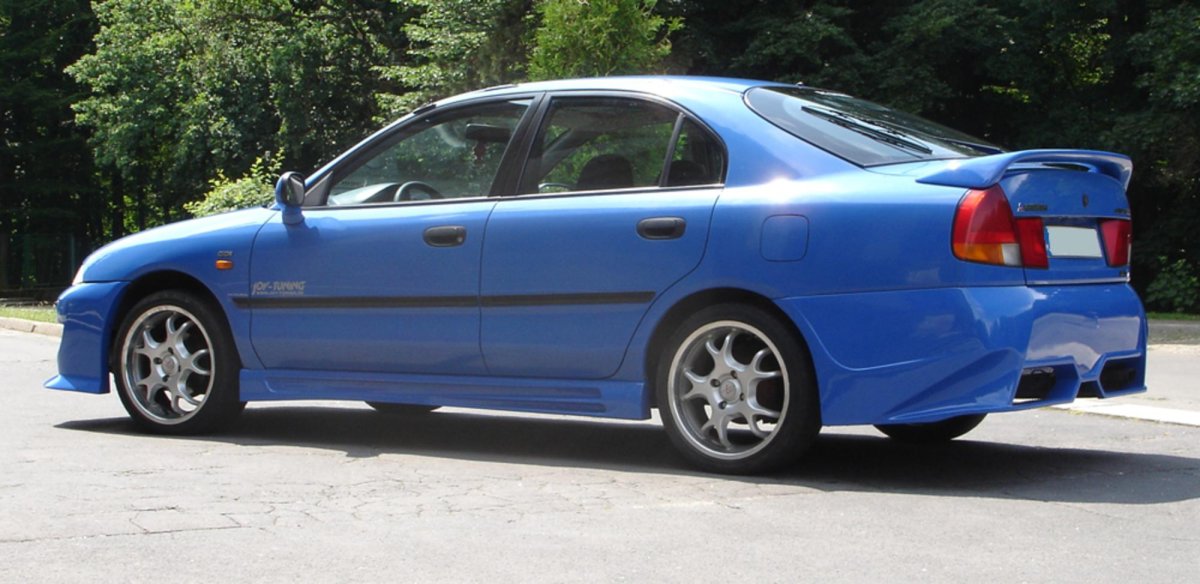 Mitsubishi Carisma Tuning 2002