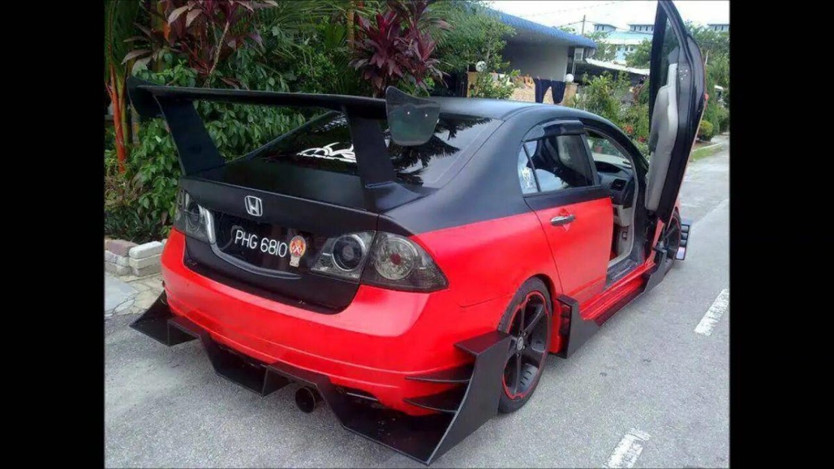 Honda Civic тюнингованная
