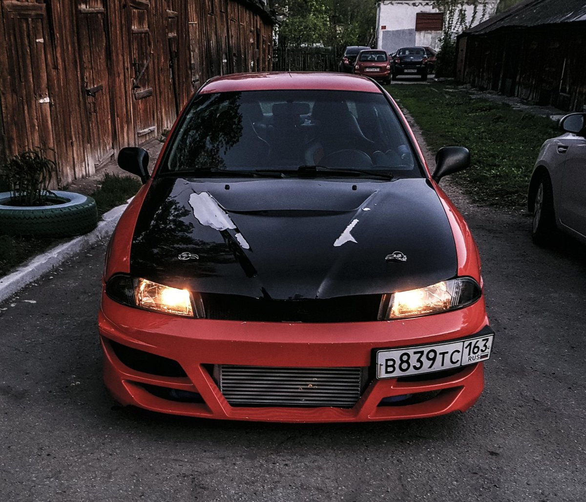 Mitsubishi Carisma Tuning 2002