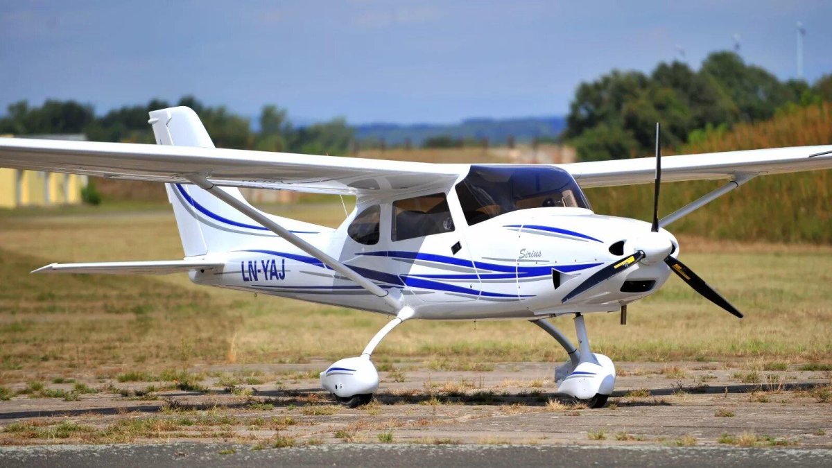 Хорнет самолет малая Авиация