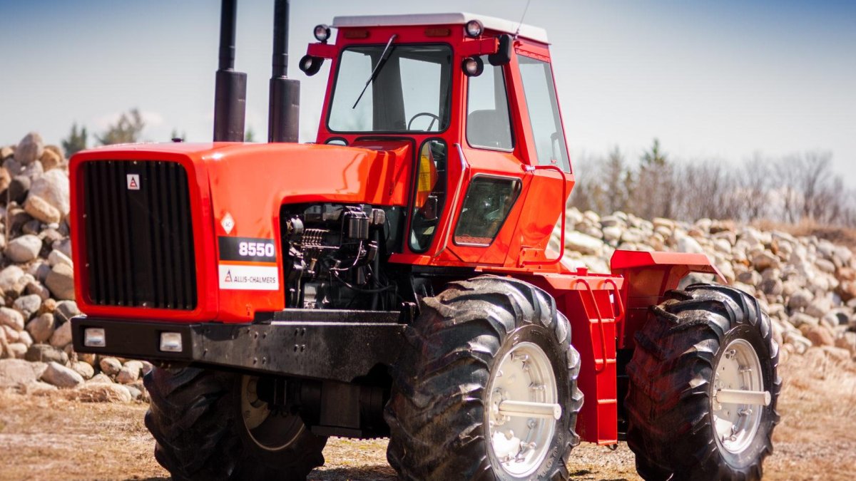 Трактор Allis-Chalmers 8550