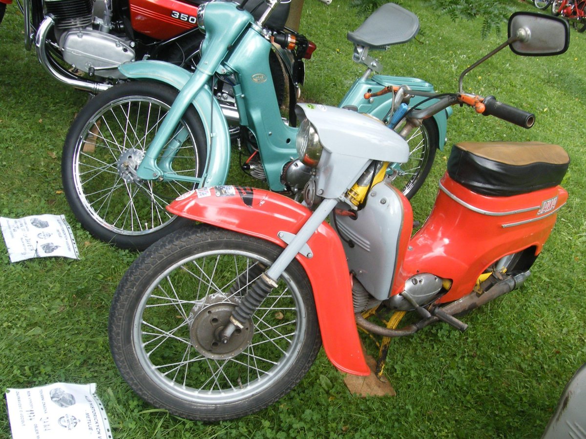 Jawa 50 Pioneer