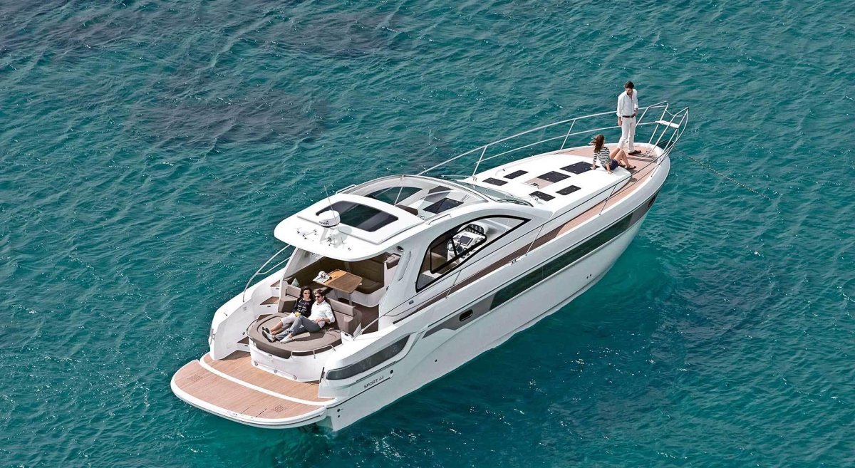 Моторная яхта «Bavaria 27 Sport»