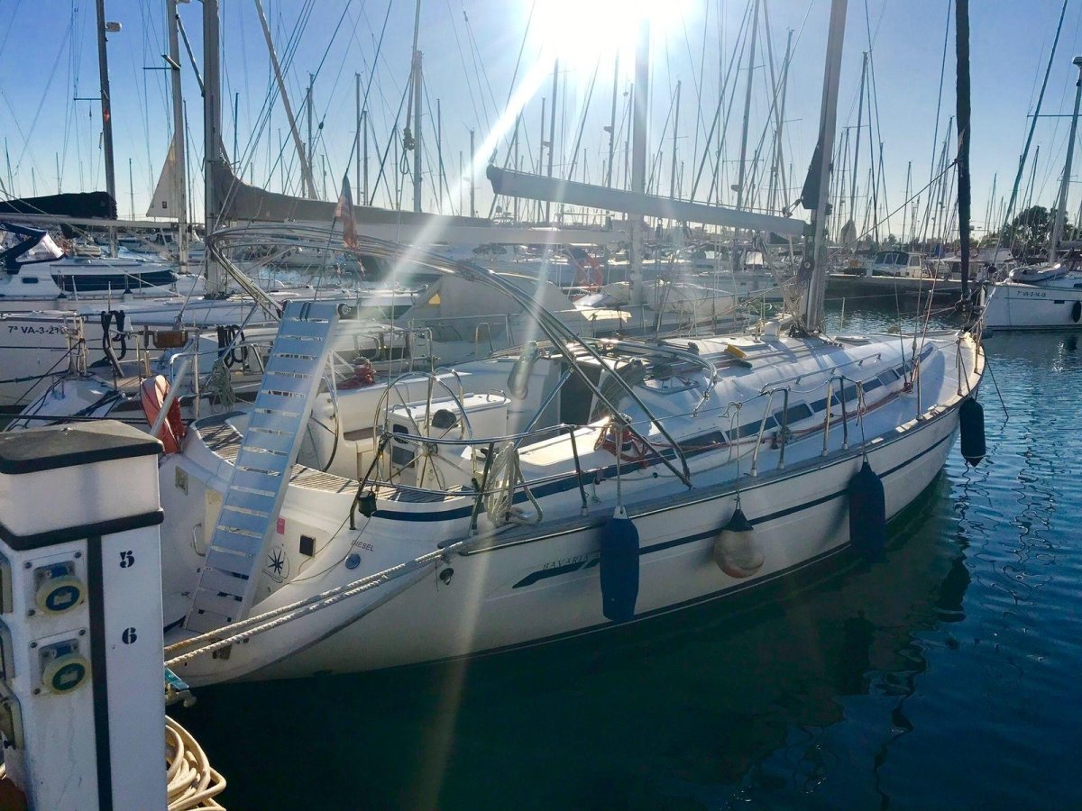 Бавария 44 яхта купить