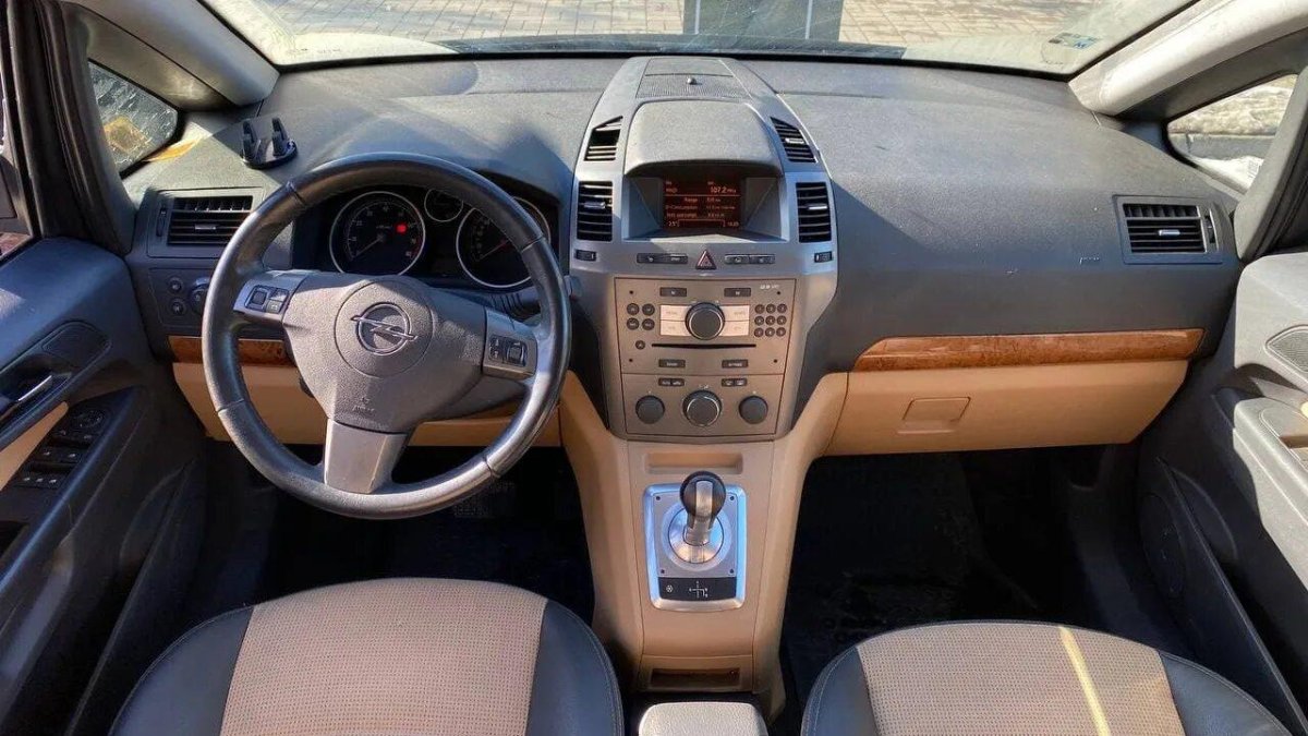 Opel Zafira b