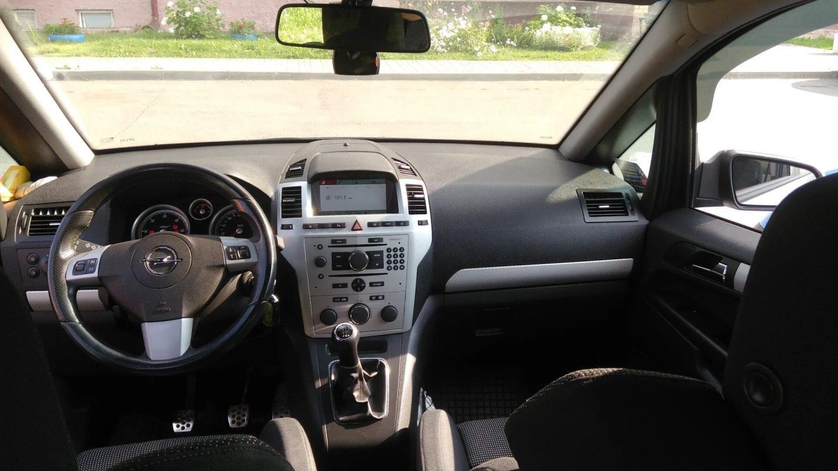 Opel Zafira Cosmo 2008