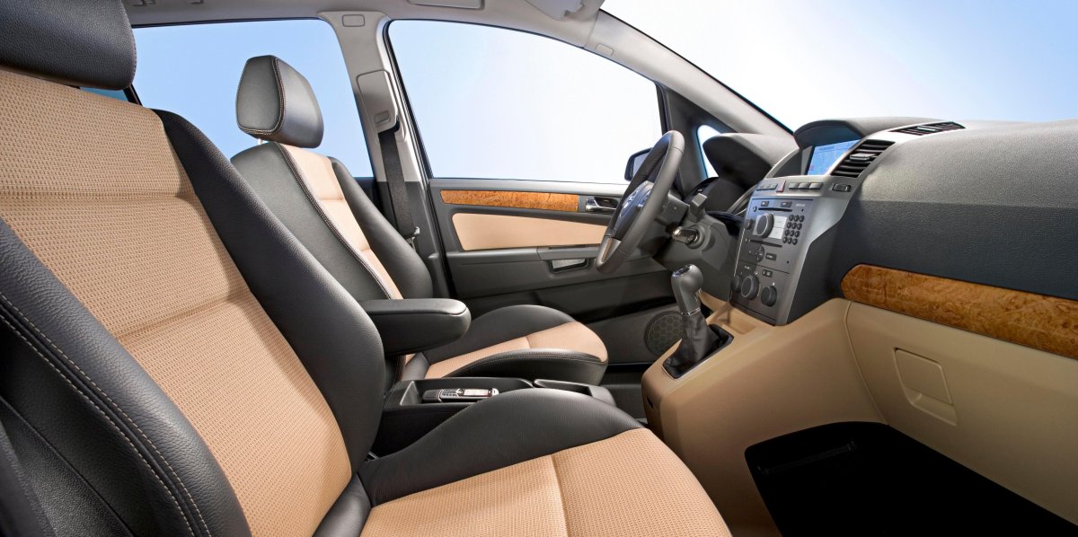 Опель Зафира 2011 салон