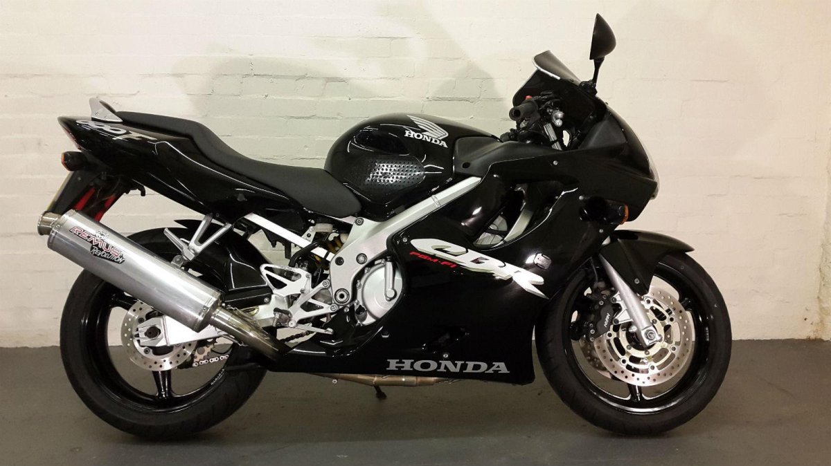 Honda CBR 600 f3 черный
