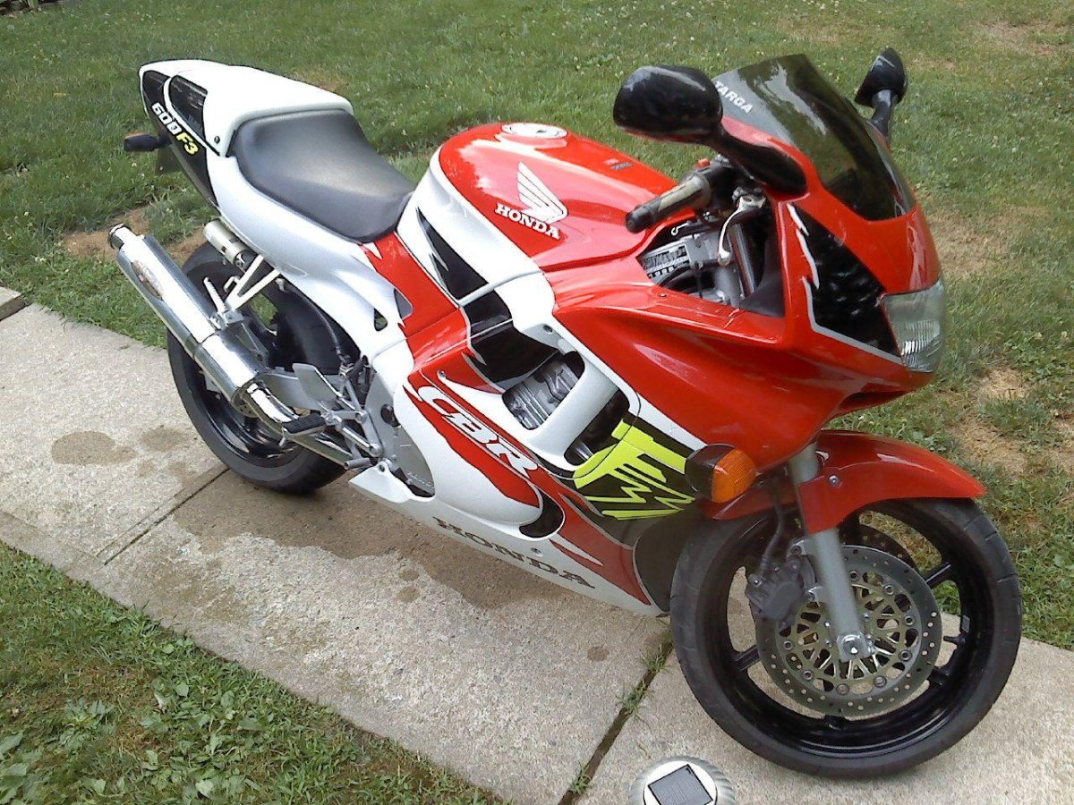 Хонда СБР 600 Ф