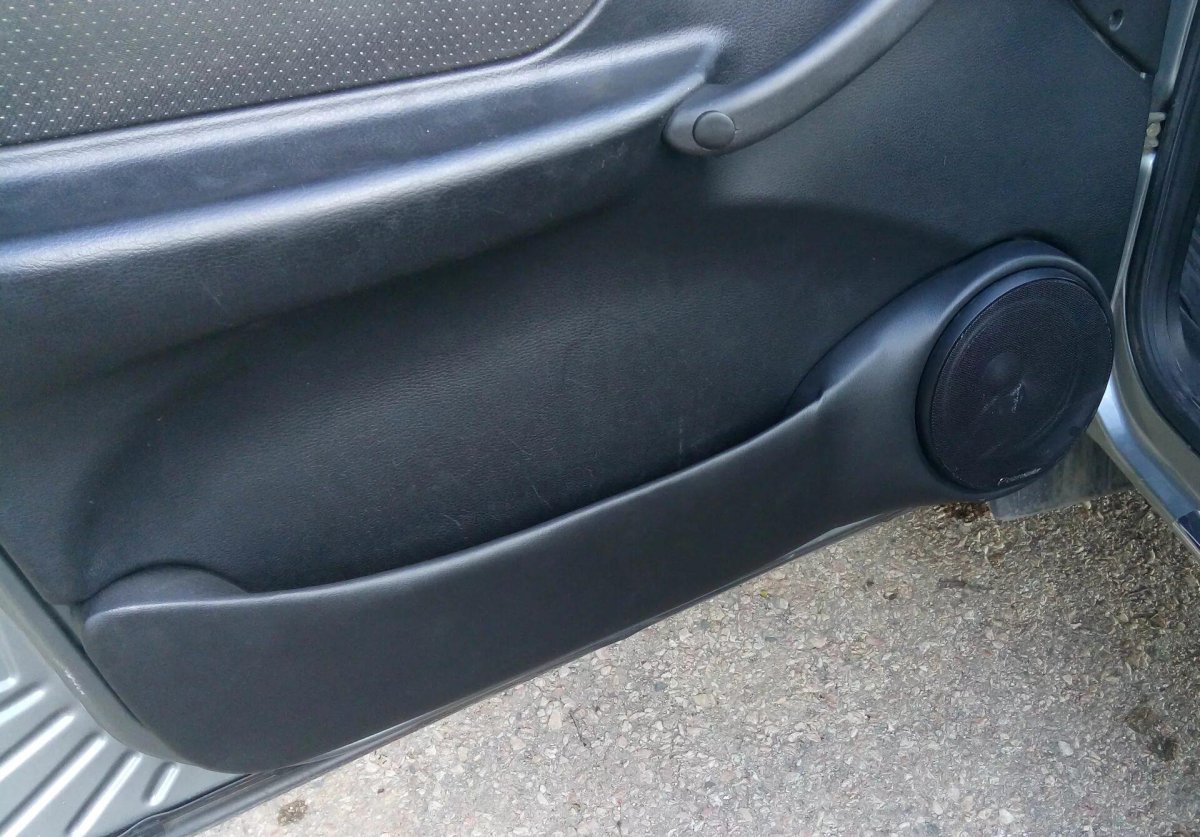 Подиумы Нива Шевроле 16