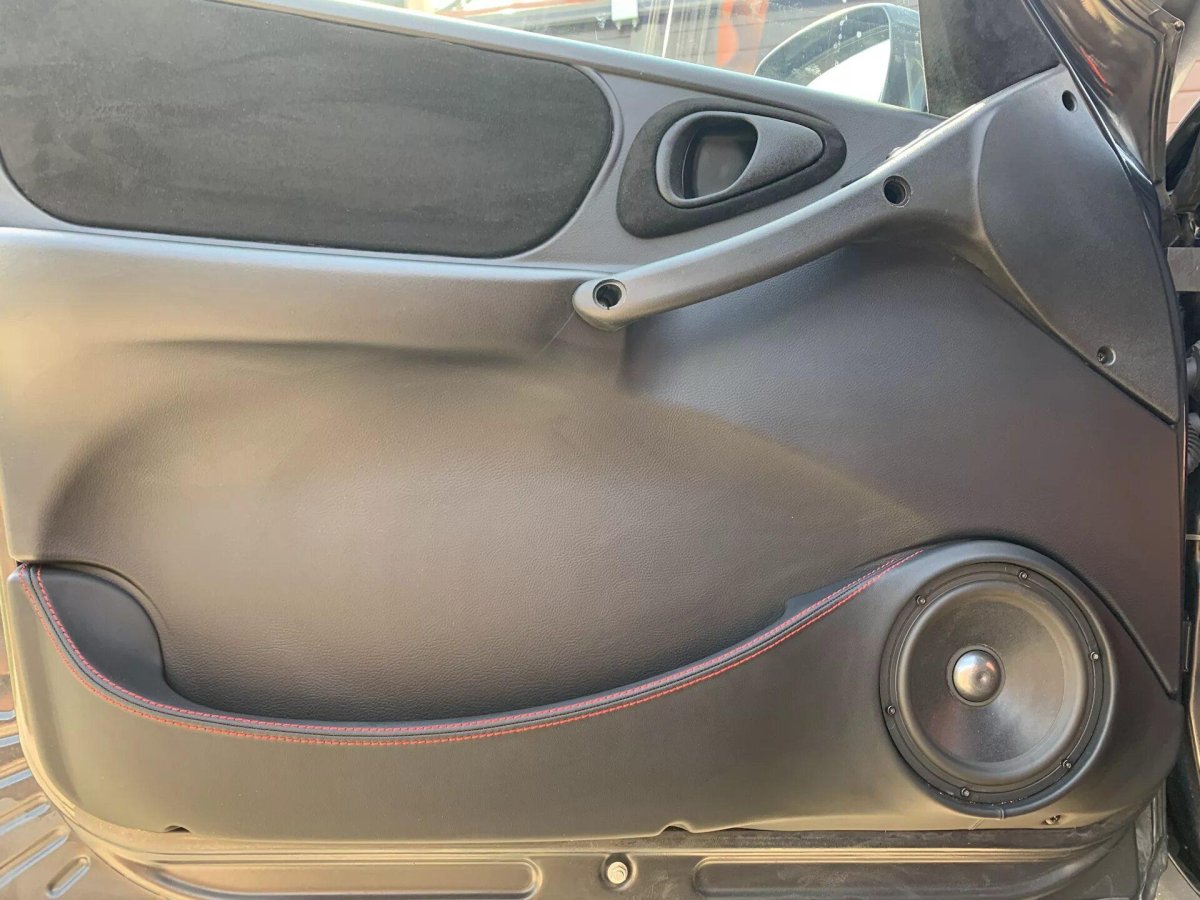 Подиумы Нива Шевроле 16