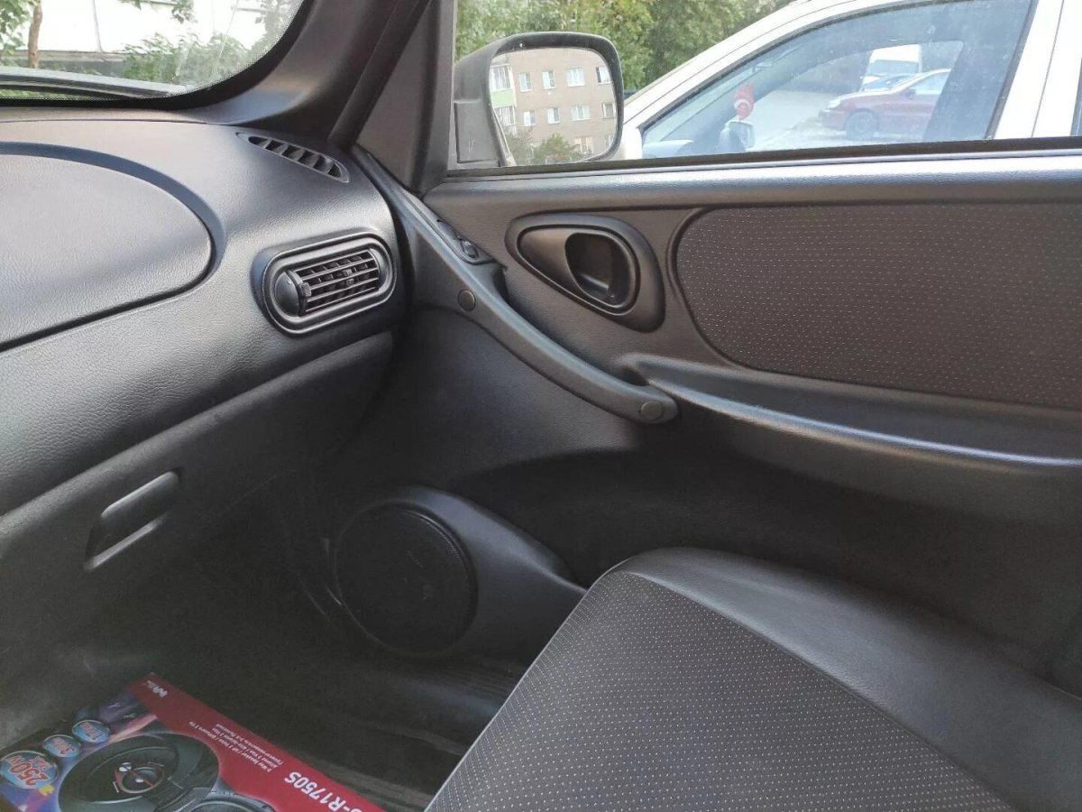 Подиум 20+20 Шевроле Нива