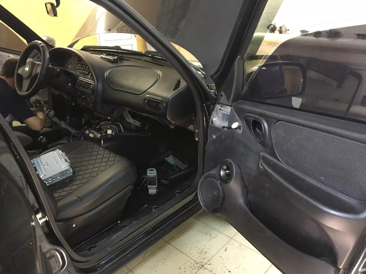 Chevrolet Niva автозвук