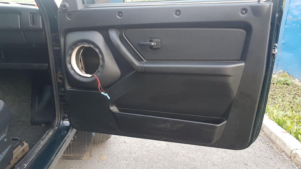 Подиум на ниву 2131