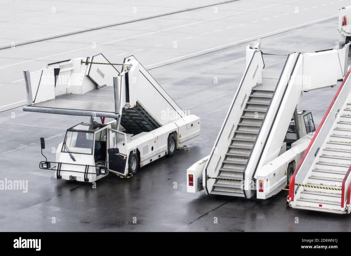 Пассажирский самоходный трап Sovam SPS 9.19