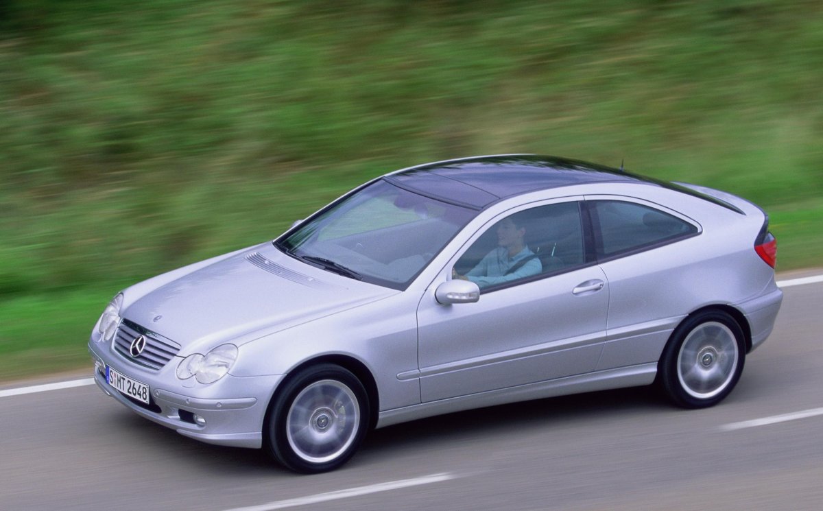 Мерседес Бенц 200