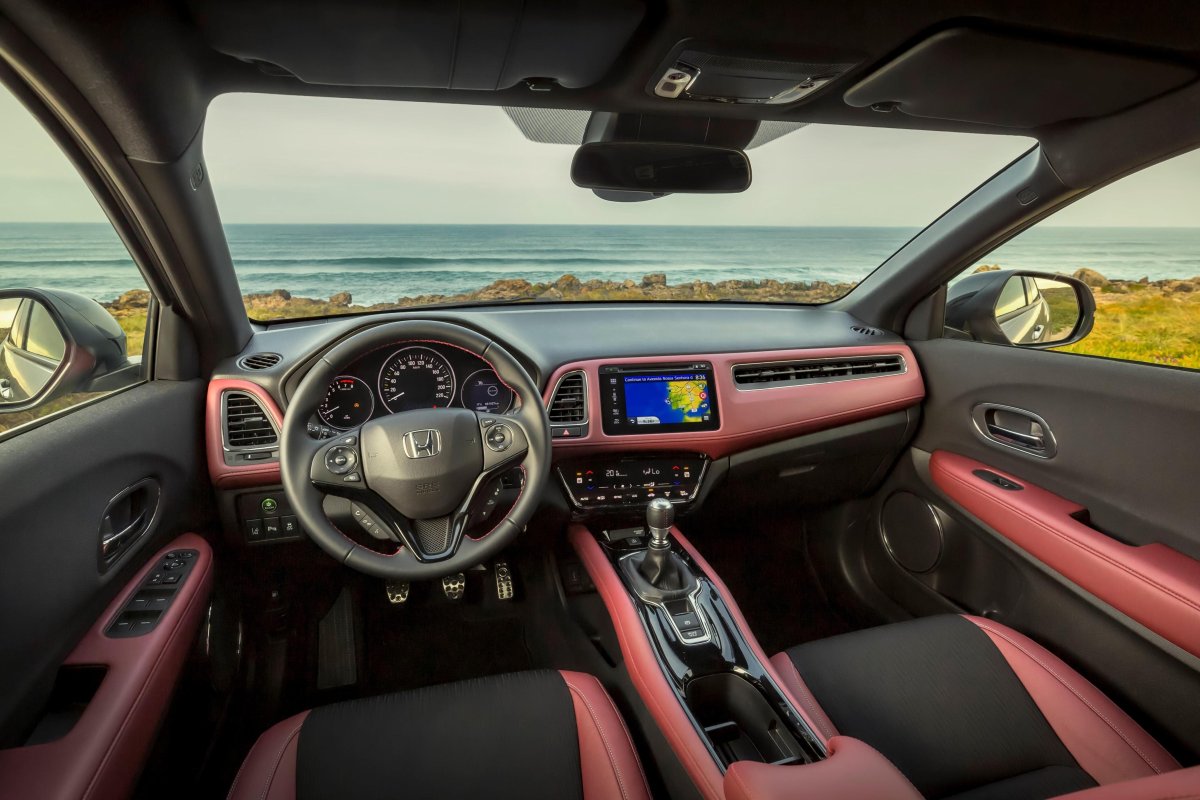 Honda HR-V 2019 салон