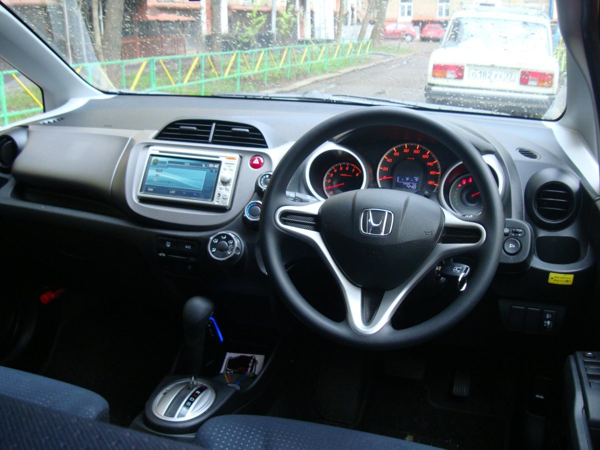 Honda Fit 2010 салон