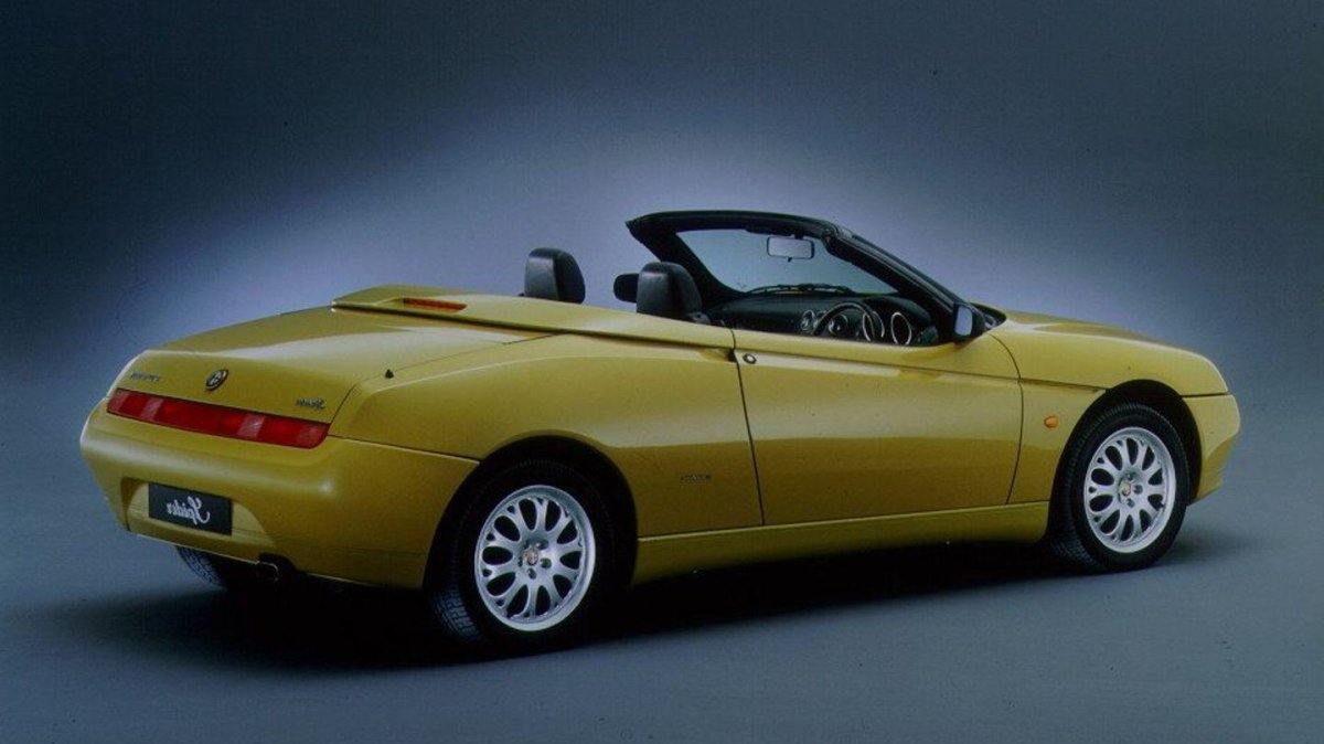 Alfa Romeo Spider 2003