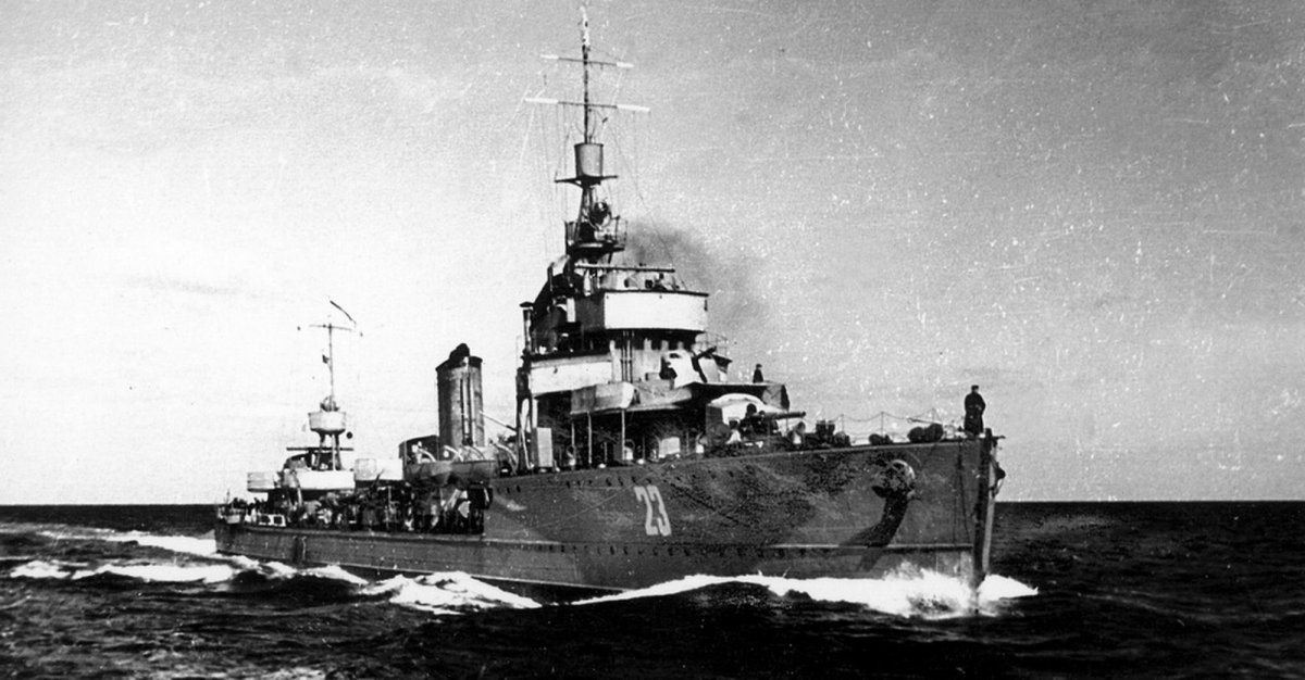 Эсминец Летучий 1944