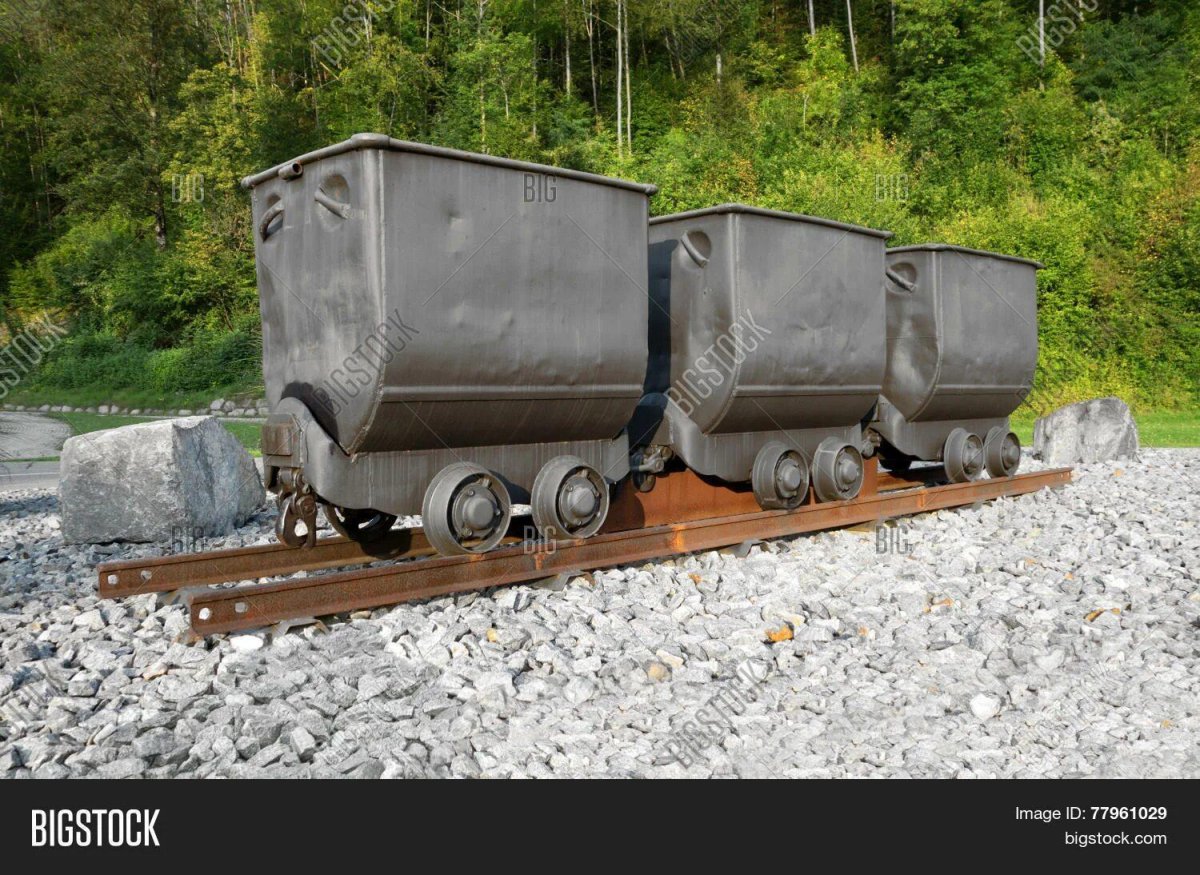 Вагонетка с углем